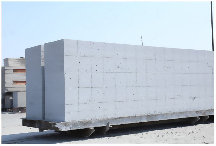 密山加气块 加气砌块 轻质砖气孔结构及其影响因素